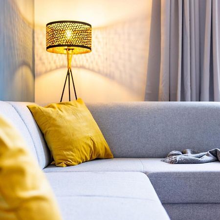 E&K Living - Design Apartment - 2 Bedrooms - Kitchen - Free Parking Augsburg Exterior foto