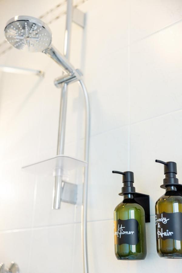 E&K Living - Design Apartment - 2 Bedrooms - Kitchen - Free Parking Augsburg Exterior foto
